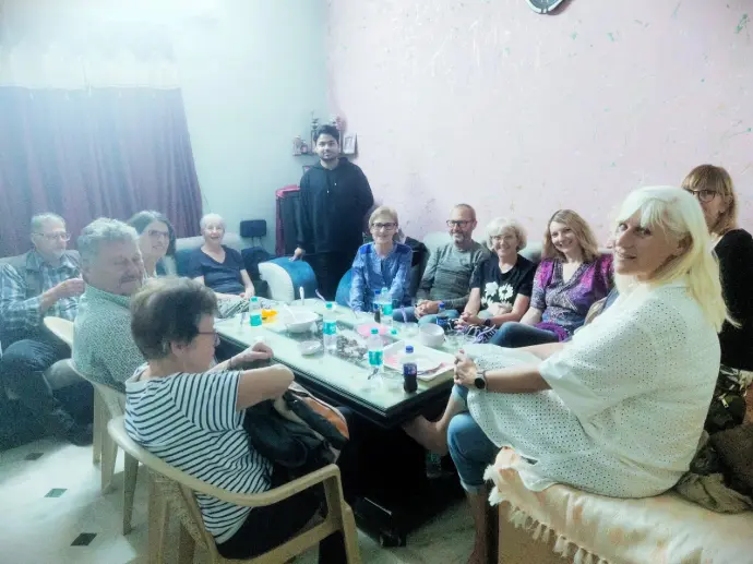 German Seminar by Germaxi Hub Founder – A Practical Approach to Learning with Native Speakers. Germaxi Hub founder hosting a German seminar with international participants - Enhancing language learning through real-world experiences